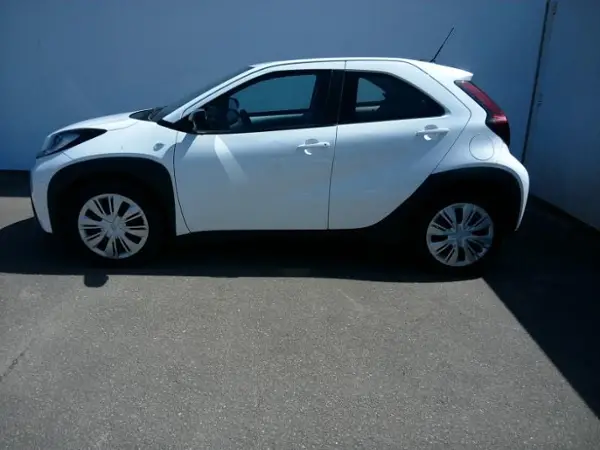 AYGO X